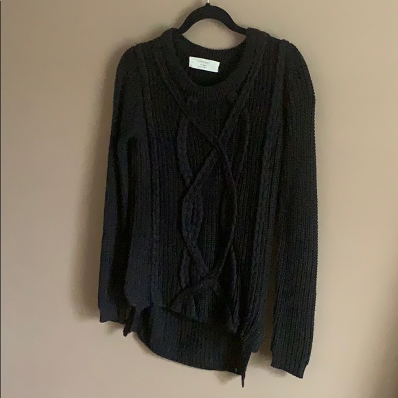 Sweater - Picture 4 of 4